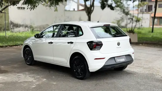 VOLKSWAGEN-POLO-2024