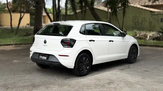 VOLKSWAGEN-POLO-2024
