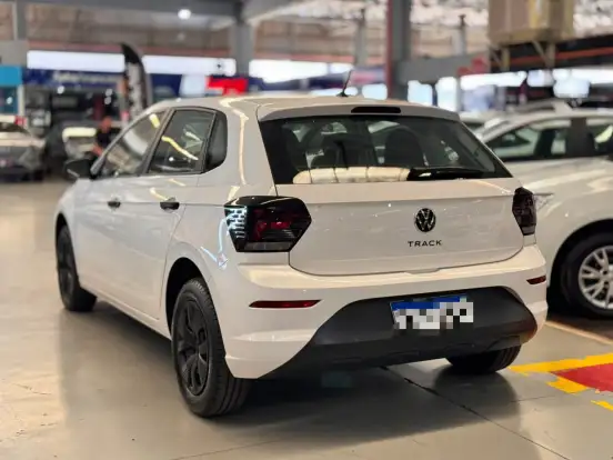 VOLKSWAGEN-POLO-2023
