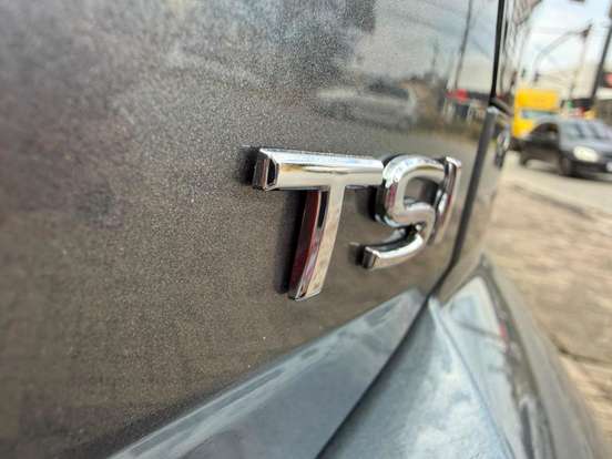 VOLKSWAGEN-POLO-2024