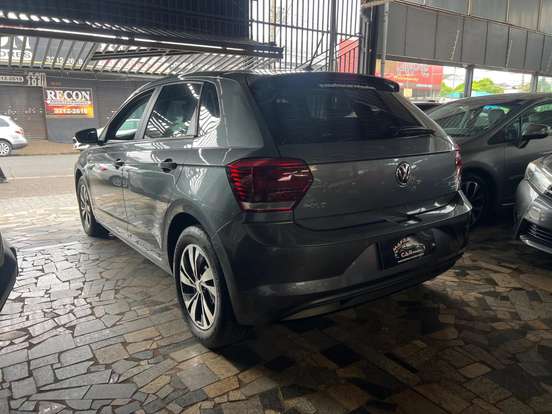 VOLKSWAGEN-POLO-2019