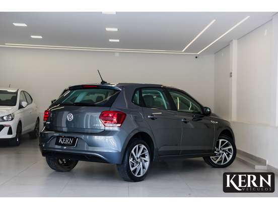 VOLKSWAGEN-POLO-1.0 200 TSI HIGHLINE AUTOMÁTICO VOLKSWAGEN-POLO-2019