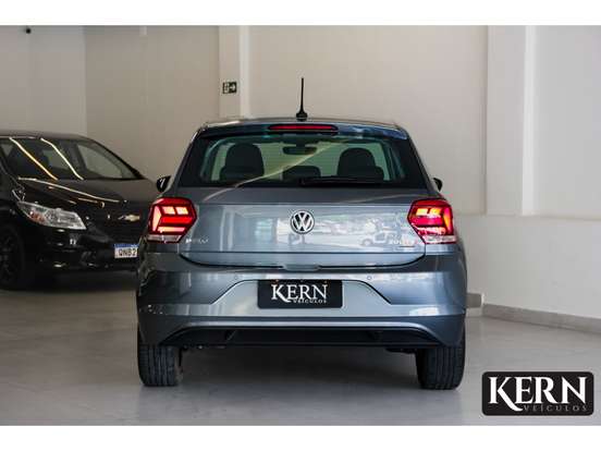 VOLKSWAGEN-POLO-1.0 200 TSI HIGHLINE AUTOMÁTICO VOLKSWAGEN-POLO-2019