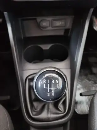 VOLKSWAGEN-SAVEIRO-2025