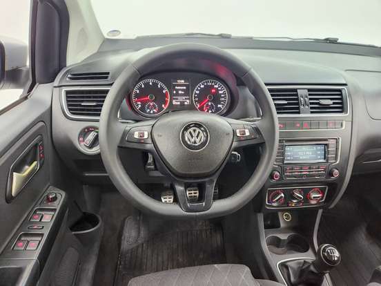 VOLKSWAGEN-SPACE CROSS-1.6 MSI 16V FLEX 4P MANUAL VOLKSWAGEN-SPACE CROSS-2015