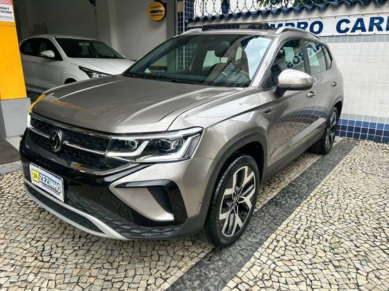 VOLKSWAGEN TAOS 1.4 250 TSI TOTAL FLEX HIGHLINE AUTOMÁTICO