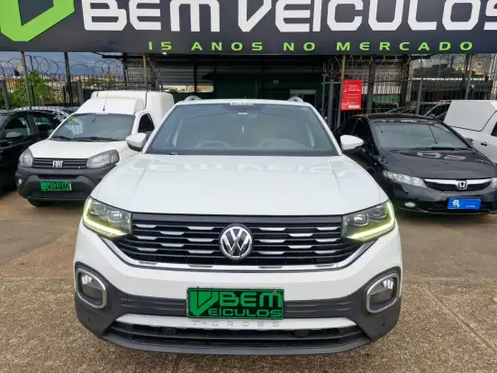 VOLKSWAGEN-T-CROSS-1.4 250 TSI TOTAL FLEX HIGHLINE AUTOMÁTICO VOLKSWAGEN-T-CROSS-2021