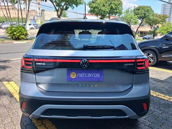 VOLKSWAGEN-T-CROSS-2025