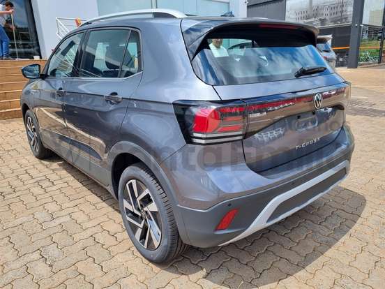 VOLKSWAGEN-T-CROSS-2026