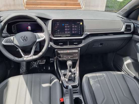 VOLKSWAGEN-T-CROSS-2026