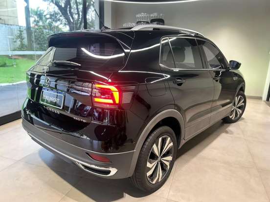 VOLKSWAGEN-T-CROSS-2023