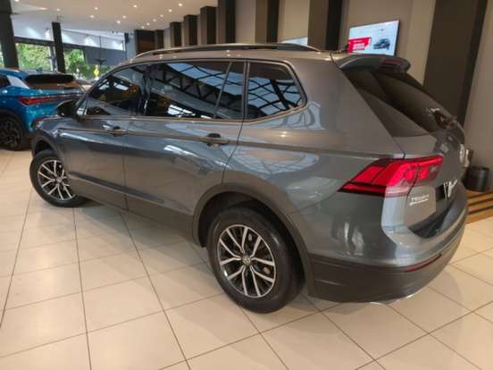 VOLKSWAGEN-TIGUAN-2019