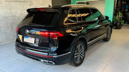 VOLKSWAGEN-TIGUAN-2024