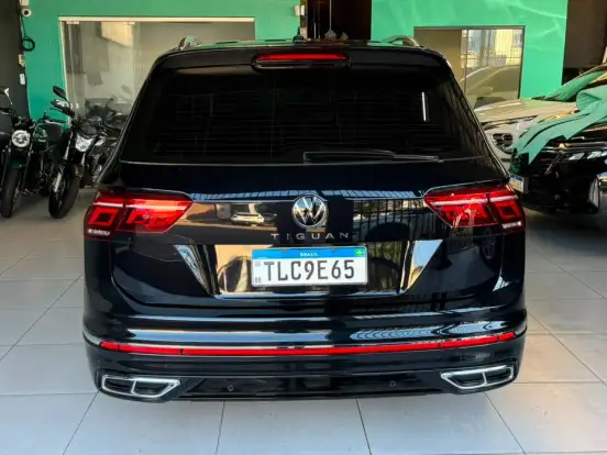 VOLKSWAGEN-TIGUAN-2.0 300 TSI GASOLINA ALLSPACE R-LINE AUTOMÁTICO VOLKSWAGEN-TIGUAN-2024