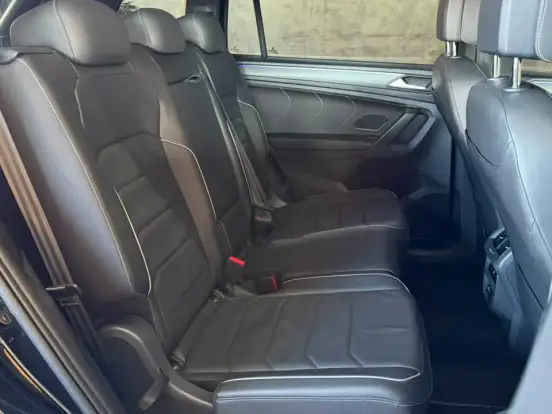 VOLKSWAGEN-TIGUAN-2.0 300 TSI GASOLINA ALLSPACE R-LINE AUTOMÁTICO VOLKSWAGEN-TIGUAN-2024