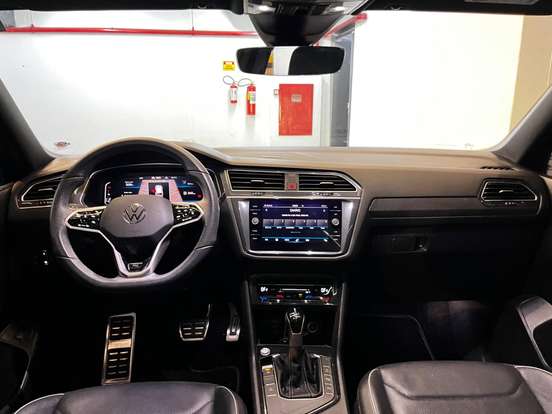 VOLKSWAGEN-TIGUAN-2.0 300 TSI GASOLINA ALLSPACE R-LINE AUTOMÁTICO VOLKSWAGEN-TIGUAN-2023
