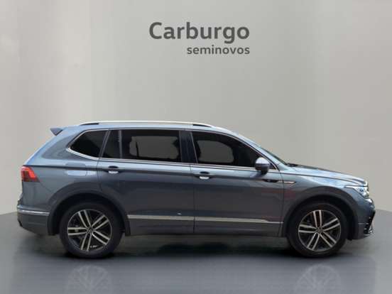 VOLKSWAGEN-TIGUAN-2.0 300 TSI GASOLINA ALLSPACE R-LINE AUTOMÁTICO VOLKSWAGEN-TIGUAN-2024