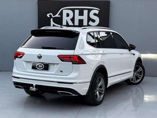VOLKSWAGEN-TIGUAN-2019