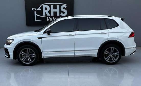 VOLKSWAGEN-TIGUAN-2019