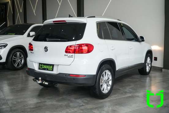 VOLKSWAGEN-TIGUAN-2013