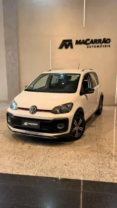 VOLKSWAGEN UP 1.0 170 TSI TOTAL FLEX XTREME 4P MANUAL