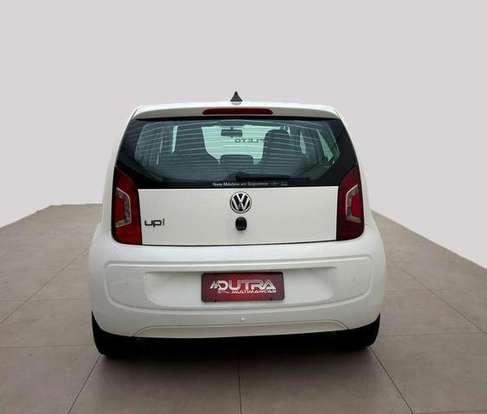 VOLKSWAGEN-UP-2015