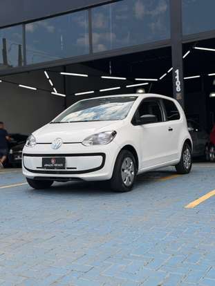 VOLKSWAGEN-UP-2015
