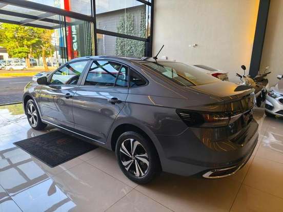 VOLKSWAGEN-VIRTUS-2023