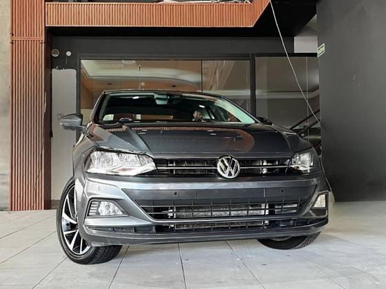 VOLKSWAGEN VIRTUS 1.0 200 TSI HIGHLINE AUTOMÁTICO