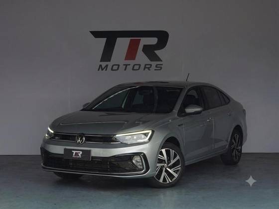 VOLKSWAGEN VIRTUS 1.0 200 TSI HIGHLINE AUTOMÁTICO