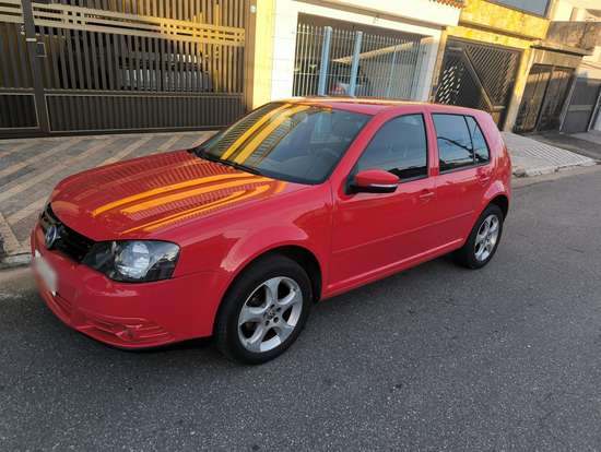 VOLKSWAGEN-GOLF-2012