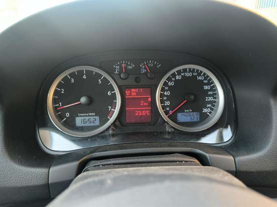 VOLKSWAGEN-GOLF-1.6 MI 8V FLEX 4P MANUAL VOLKSWAGEN-GOLF-2012