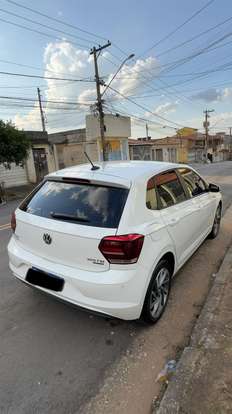 VOLKSWAGEN-POLO-1.0 200 TSI HIGHLINE AUTOMÁTICO VOLKSWAGEN-POLO-2018