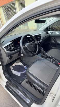 VOLKSWAGEN-POLO-2018