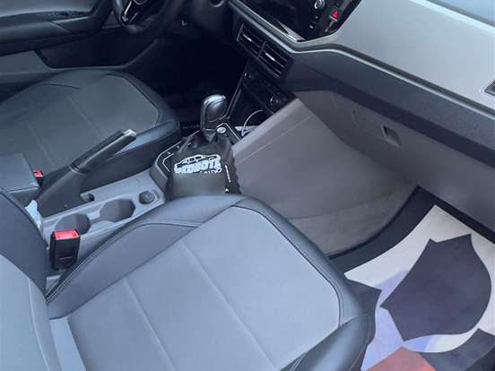 VOLKSWAGEN-POLO-1.0 200 TSI HIGHLINE AUTOMÁTICO VOLKSWAGEN-POLO-2018