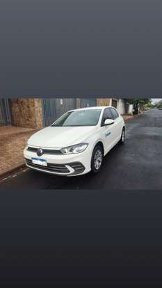 VOLKSWAGEN-POLO-2023