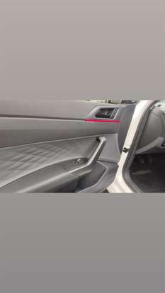VOLKSWAGEN-POLO-2023