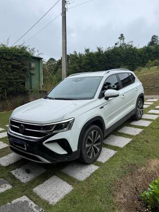 VOLKSWAGEN TAOS 1.4 250 TSI TOTAL FLEX HIGHLINE AUTOMÁTICO