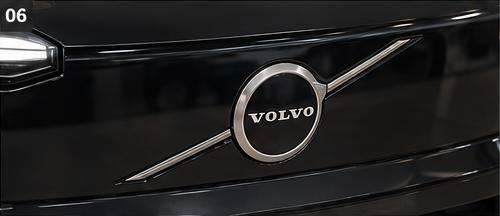 VOLVO-EX30-2024