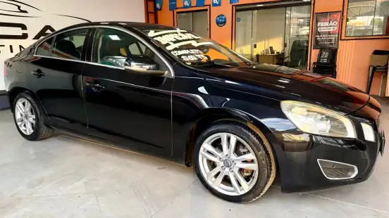 VOLVO-S60-2011