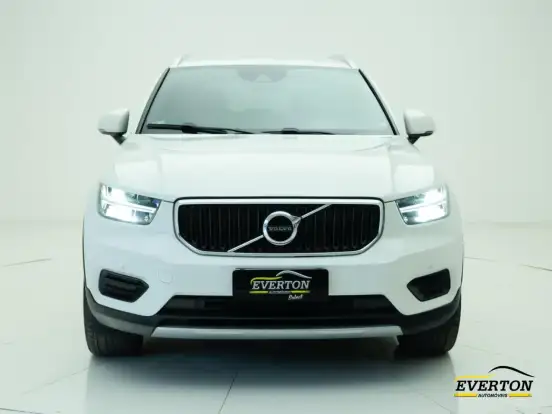 VOLVO-XC40-2.0 T4 GASOLINA MOMENTUM GEARTRONIC VOLVO-XC40-2019