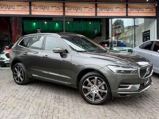 VOLVO-XC60-2021