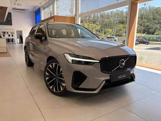 VOLVO-XC60-2026