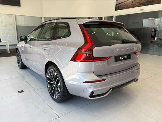 VOLVO-XC60-2.0 T8 PHEV ULTRA DARK AWD GEARTRONIC VOLVO-XC60-2026