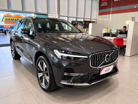VOLVO-XC60-2023