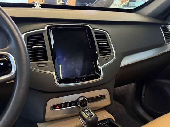 VOLVO-XC90-2.0 T6 GASOLINA MOMENTUM AWD GEARTRONIC VOLVO-XC90-2018