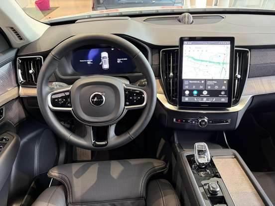 VOLVO-XC90-2026
