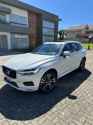 VOLVO XC60 2.0 T5 GASOLINA MOMENTUM AWD GEARTRONIC