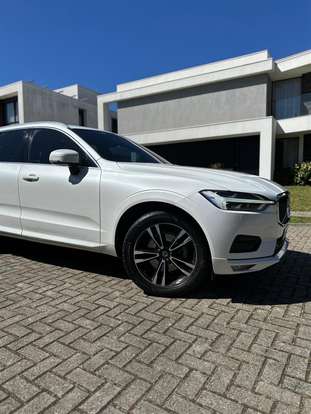 VOLVO-XC60-2018