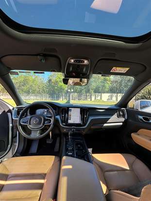 VOLVO-XC60-2018